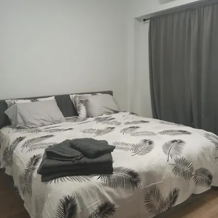 Trendy-2br Center لارنكا